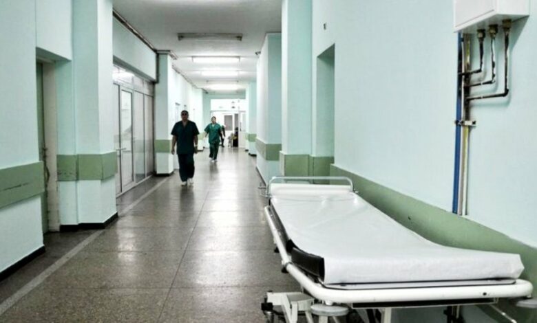 Момиче на 13 г. е със счупена ръка след катастрофа
