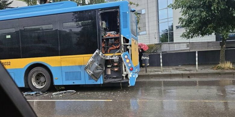 Джигит размаза тролей до "Токуда"