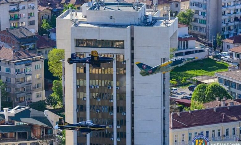 Само в Lupa.bg: Загиналият майор Петко Димитров е пилотът на Дядо Коледа