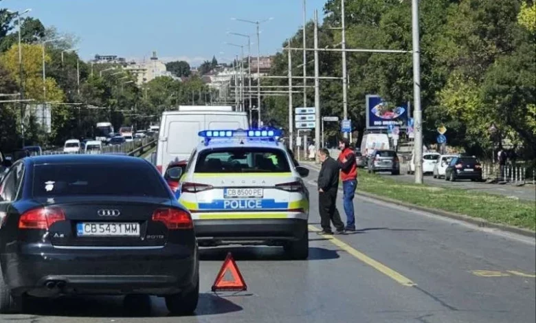 Катастрофа между 4 коли на "Цариградско шосе" в София, има задръстване