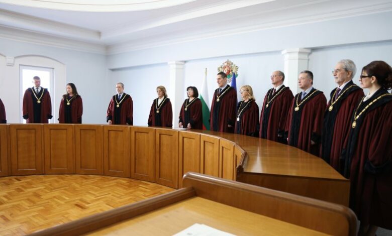 Нов конституционен съдия избират на 1 ноември