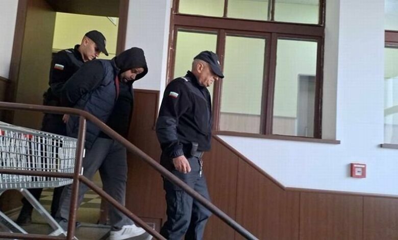 Пуснаха срещу 5 бона погребалния агент от Пловдив, обвинен във фалшиви кремации