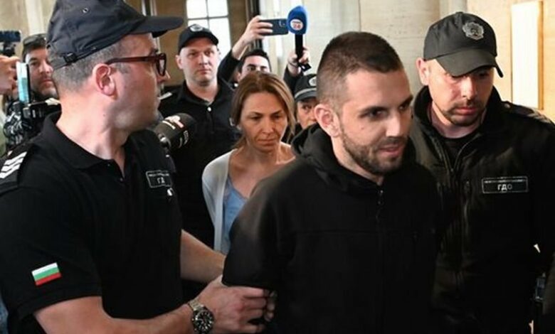 Съдът решава дали да пусне от ареста Стефан Димитров от аферата "Митници"