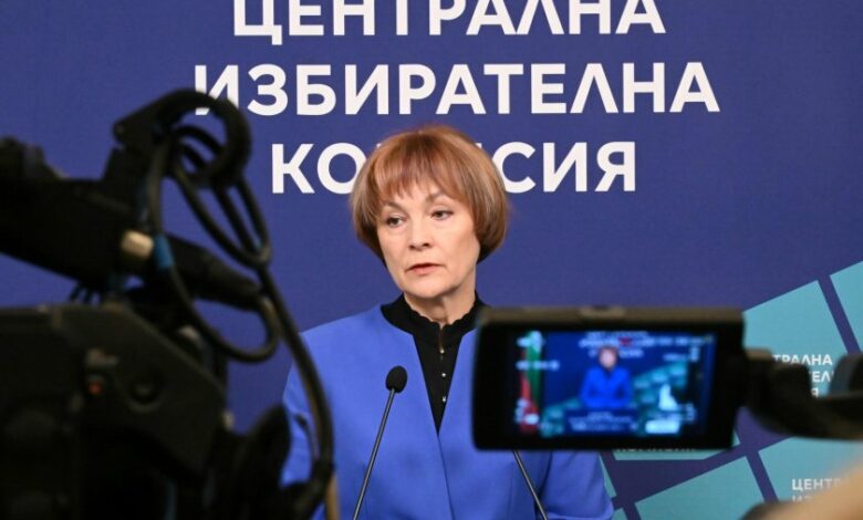 Последно: ЦИК съставя актове за нарушения на секциите без видеозаписи