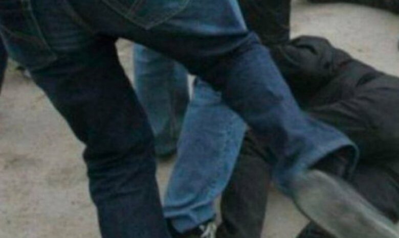 Баща и син пребиха 16-годишна в Монтана, момичето е със 7 избити зъба