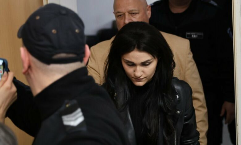 След като Урсула фон дер Лайен даде рамо на Дебора: Върнаха касапина Георги в килия