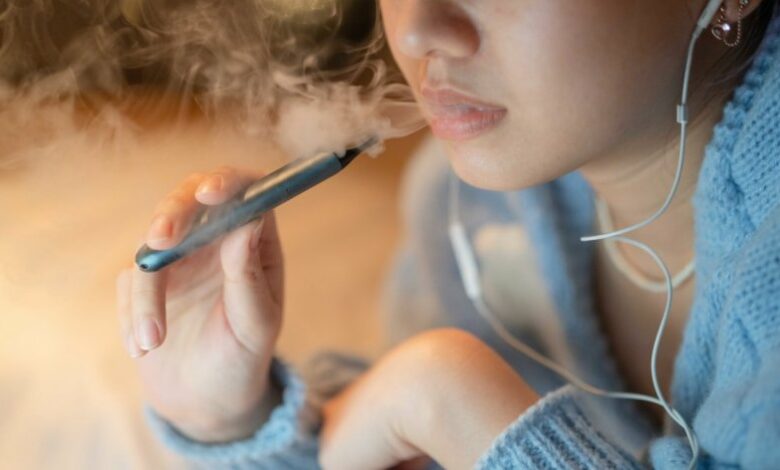 Без ограничения: Всеки може да си купи вейп с марихуана по интернет