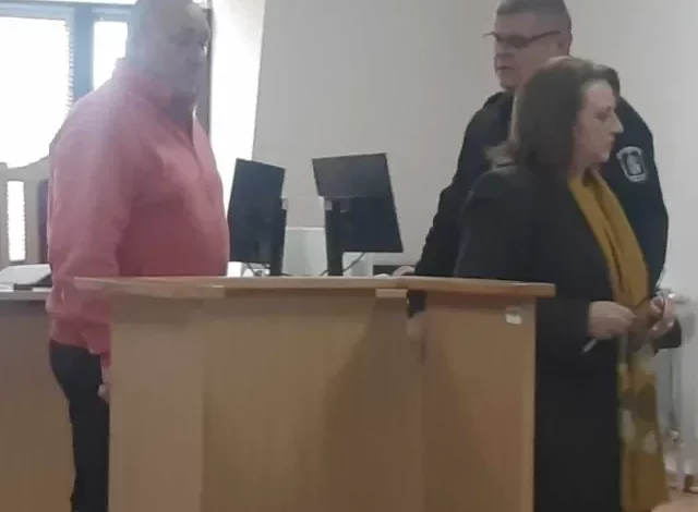 Осъдиха условно пияния шофьор на автобус, ударил 3 паркирани коли в Пловдив