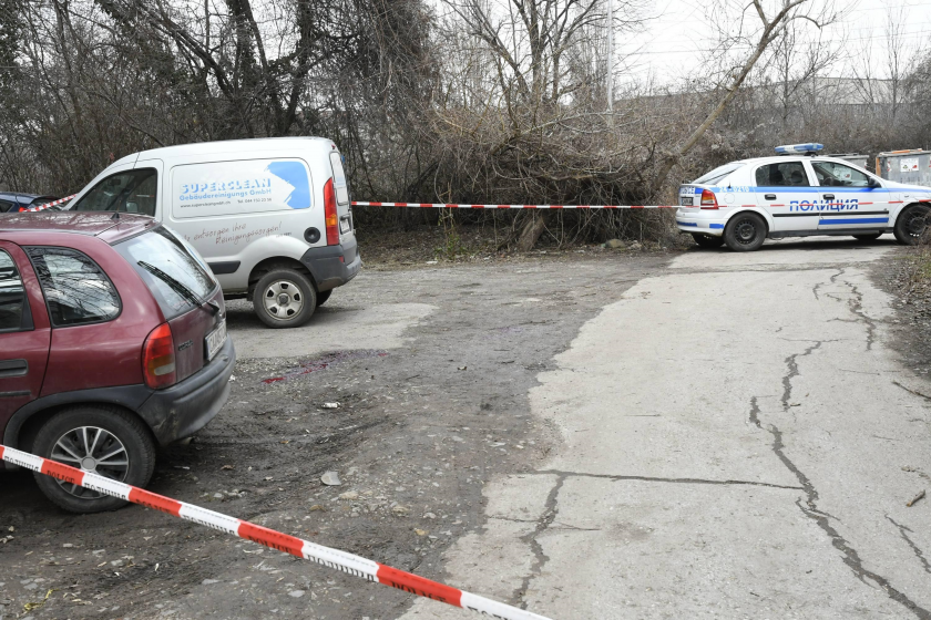8 години затвор за син, убил майка си в Ловеч и я натъпкал в куфар