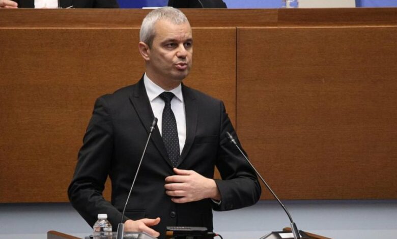 Костадинов: Прокуратурата подслушва цялата парламентарна група на &bdquo;Възраждане&ldquo;