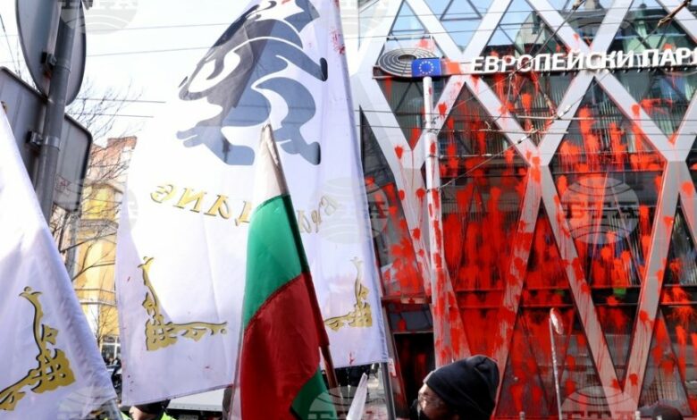 Месец след протеста: Пуснаха от ареста четиримата "политически затворници" от "Възраждане"
