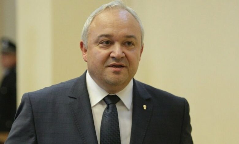 Демерджиев: Защо Калин Стоянов е платил договора за лични документи, ако е незаконен?