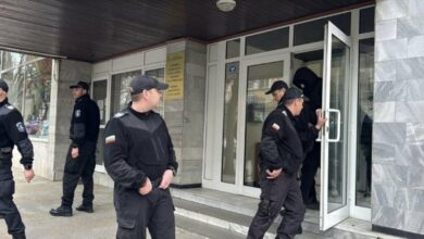 Не пуснаха на свобода единия от полицаите, убили арестант в Казанлък