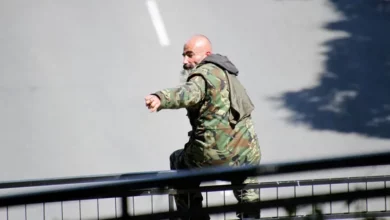 Пейо пак заплашва да се самоубие, този път от скалите на Бунарджика в Пловдив