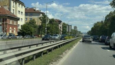 Верижна катастрофа доведе до километрично задръстване на столичния бул. „Цариградско шосе“ (СНИМКИ)