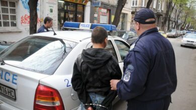 14-годишен подкара кола и блъсна мъж край Угърчин
