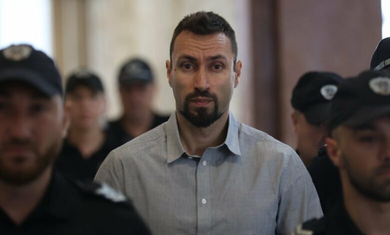 Без срам: Орлин Владимиров и баща му обжалват доживотните си присъди за убийството на Евгения