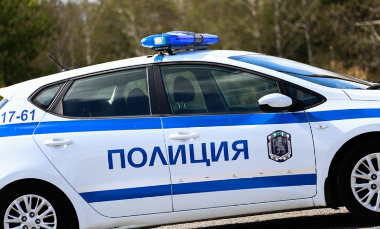 Хванаха крадец, отмъкнал 11 500 лв. от автомобил