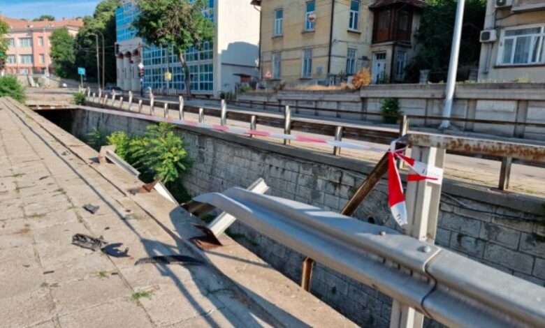 18-годишна скъса мантинела и падна в река в Шумен