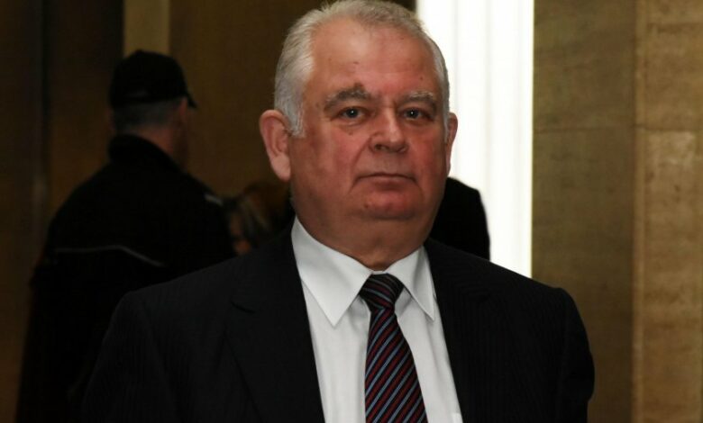 Бившият шеф на разузнаването Кирчо Киров бил невменяем, прекратиха делото му за присвояване на пари