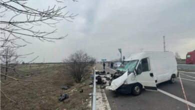 Дрогиран шофьор на бус се блъсна в кола на "Марица"