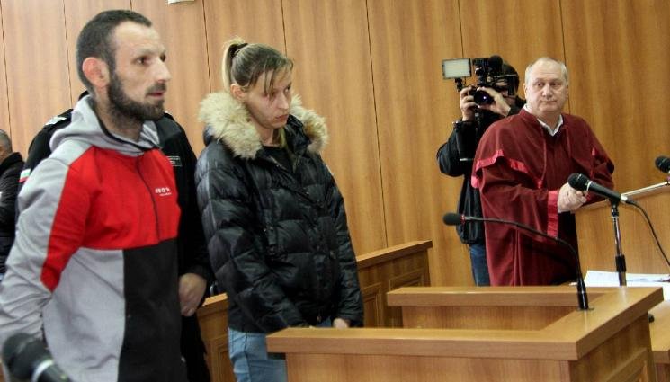 Осъден, ама не съвсем: Делото срещу пастрока на малтретирания Адриан тръгва наново