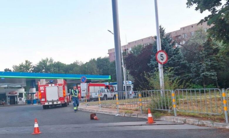 От последните минути: Метанова бутилка гръмна на бензиностанция в Бургас