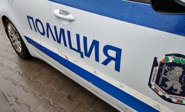 Пияна и дрогирана майка се заби в ограда с 13-годишния си син