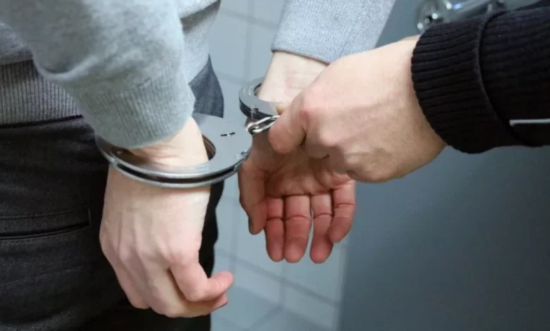 Полицията в действие: Заловиха мъжа, който наръга друг с нож