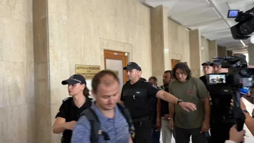 Трагедията в Несебър: Пуснаха срещу 5 бона капитана на лодката Христо Раев, другите двама остават в ареста