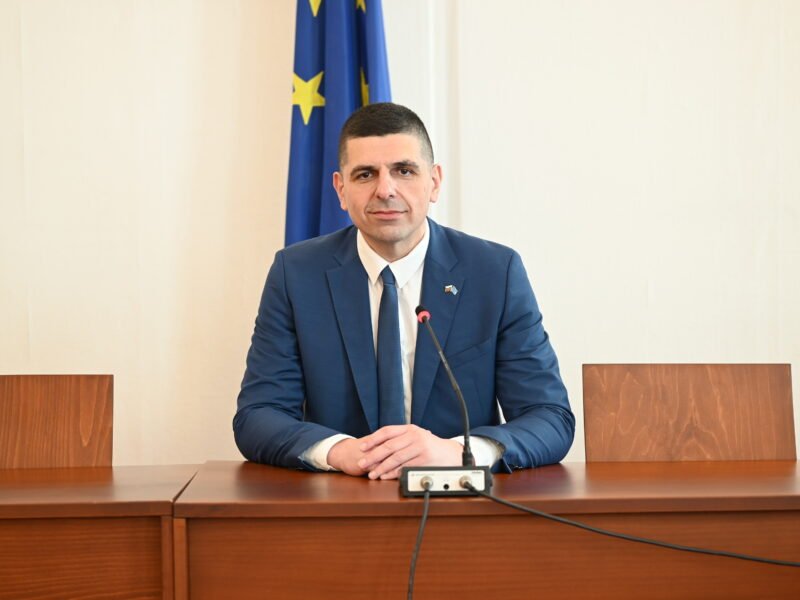 Ивайло Мирчев: Митов политизира случая с побоя над полицейския шеф в Русе, настояваме за оставки