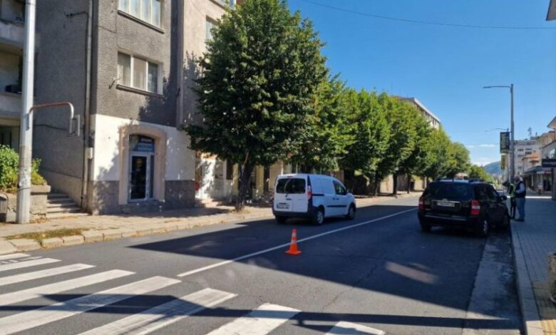 Шофьор блъсна дете на пешеходна пътека в Смолян