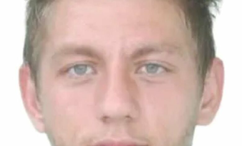 След бурята от възмущение: Оставиха в ареста даскала педофил