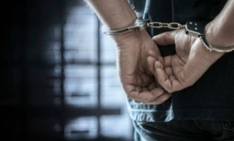 Мъж остава в ареста след закана за убийство на жена си