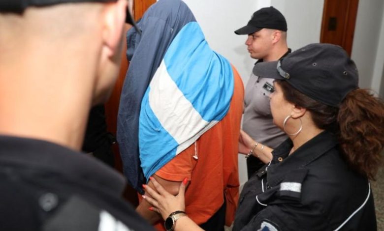 Постоянен арест за шефа на ВиК-Бургас и служител, обвинени в безстопанственост
