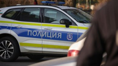 Разкриха нелегално казино в центъра на Бургас, задържани са 11 мъже