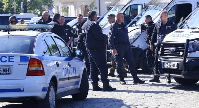 Само в Lupa.bg: Демерджиев провали акция на чужди и наши служби за незаконно копаене на криптовалута