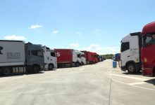 След скандал и заплахи с щанга: Румънски тираджия опита да прегази гранични полицаи в Русе