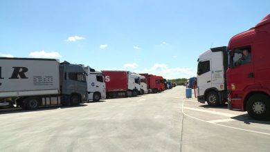 След скандал и заплахи с щанга: Румънски тираджия опита да прегази гранични полицаи в Русе