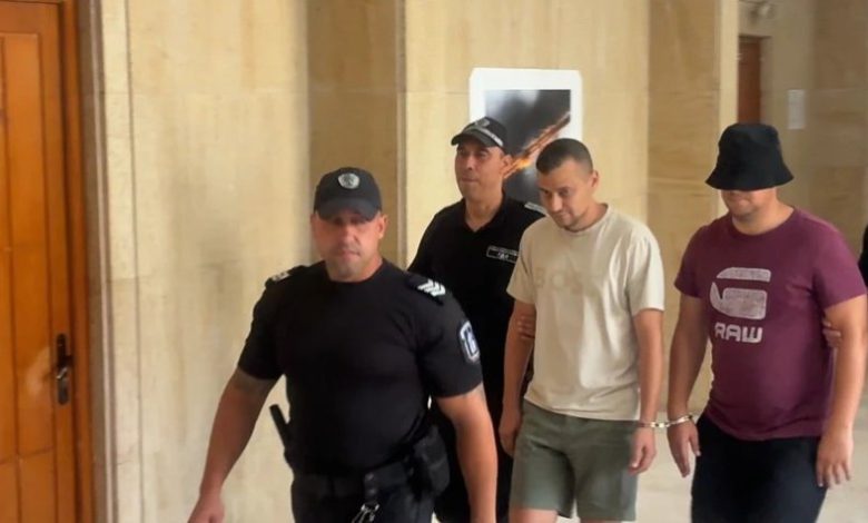Въпреки белязани пари: Арестуваните за подкуп служители на НАП излизат от ареста