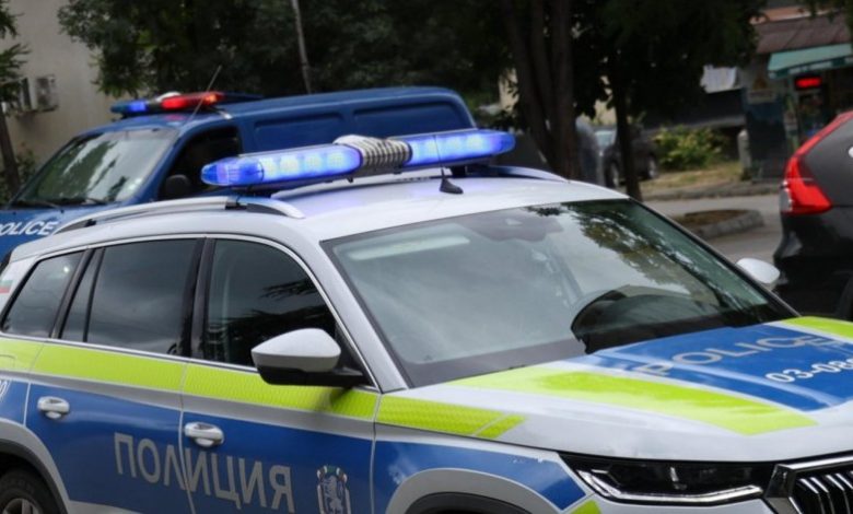 Задържаха младоженци, веднага след като се ожениха