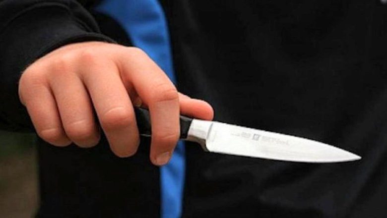 Агресивен мъж заплаши с нож свои познати в Кюстендил