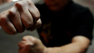 Баща преби дъщеря си в Крън