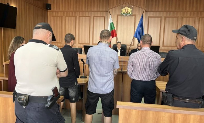 Босът на "Кръв и чест" остава в ареста