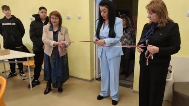 Директорка точи училище в Пловдив, щракнаха й белезници пред децата