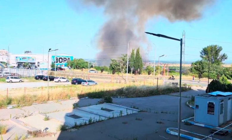Сухи треви се запалиха в Стара Загора