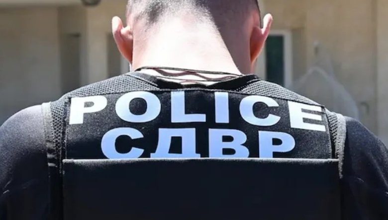 Задържаха четирима при акции в столични молове